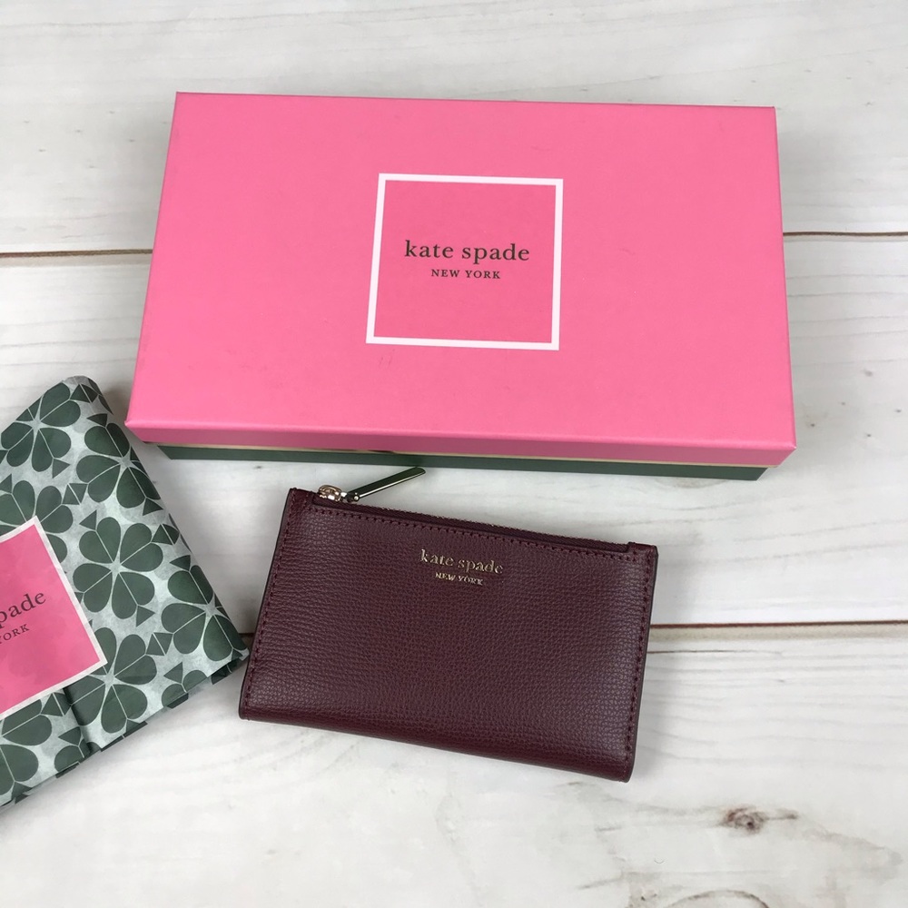 🌸HOST PICK 🌸NWT KATE SPADE Sylvia Small Leather Wallet